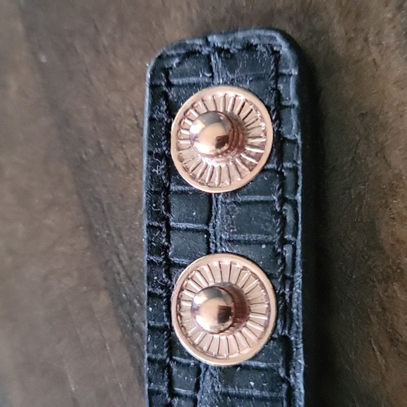 BOGO BCB Generation "FEARLESS" faux leather cuff bracelet - Picture 5 of 6